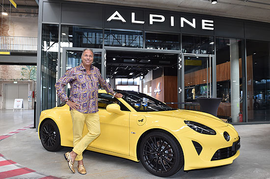 Kai Ebel  beim Alpine Cocktail anlässlich der Eröffnung des Alpine Showrooms in der Motorworld in München ©Fotos: Martin Schmitz, Brauer Photos/G.Nitschke für Alpine Cars